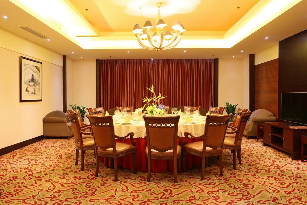 Uchoice Hotel Kunming Exterior photo
